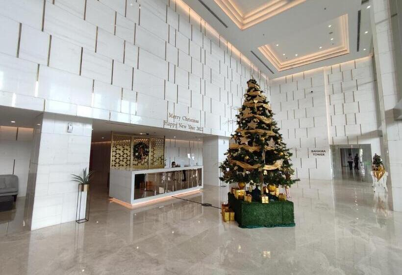 דירת חדר נוף לים, 2 Room 3beds Near Pik Avenue With Beautiful View