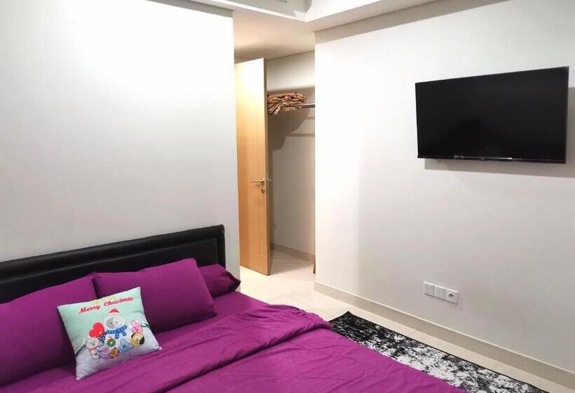 דירת חדר נוף לים, 2 Room 3beds Near Pik Avenue With Beautiful View