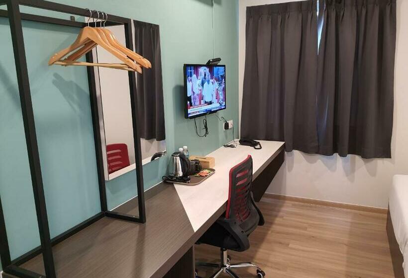 Superior-Zimmer, T Square