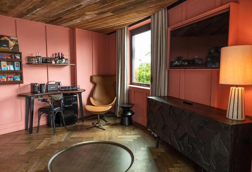 套房, The Dean Galway