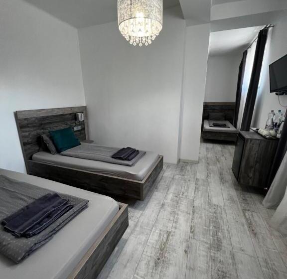 四人标准间, Duna Centroom