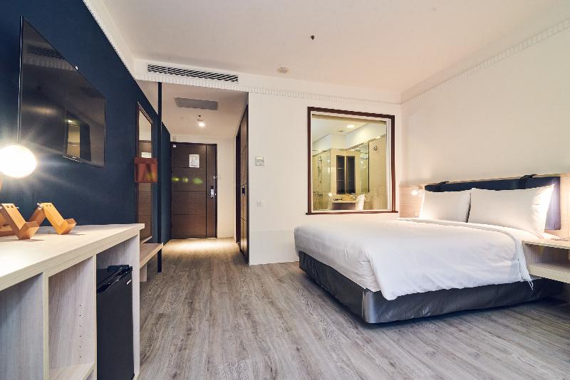 اتاق لوکس, Check Inn Select Taipei Nangang