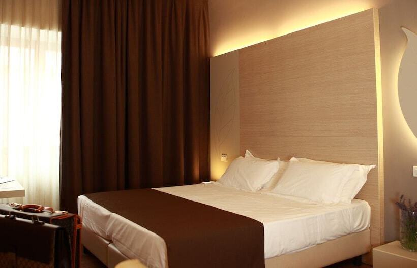 اتاق سوپریور, Colonne