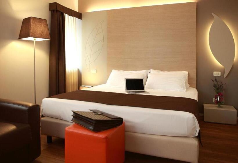 اتاق سوپریور, Colonne