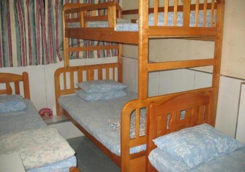 اتاق خانوادگی, Dragon Hostel Hong Kong