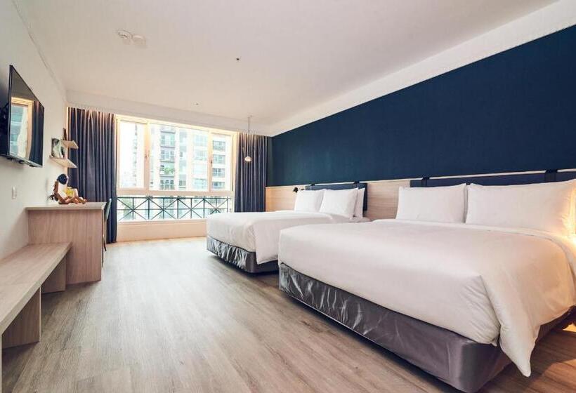 اتاق لوکس چهار تخته, Check Inn Select Taipei Nangang
