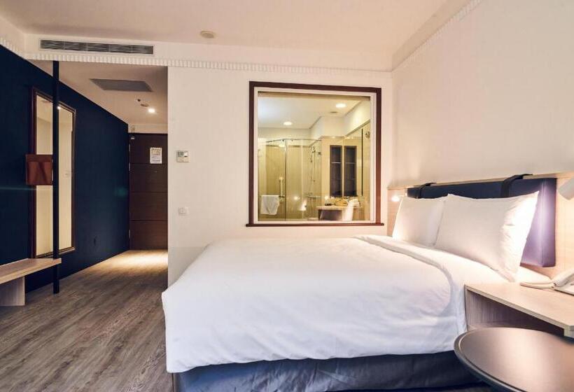 اتاق لوکس, Check Inn Select Taipei Nangang