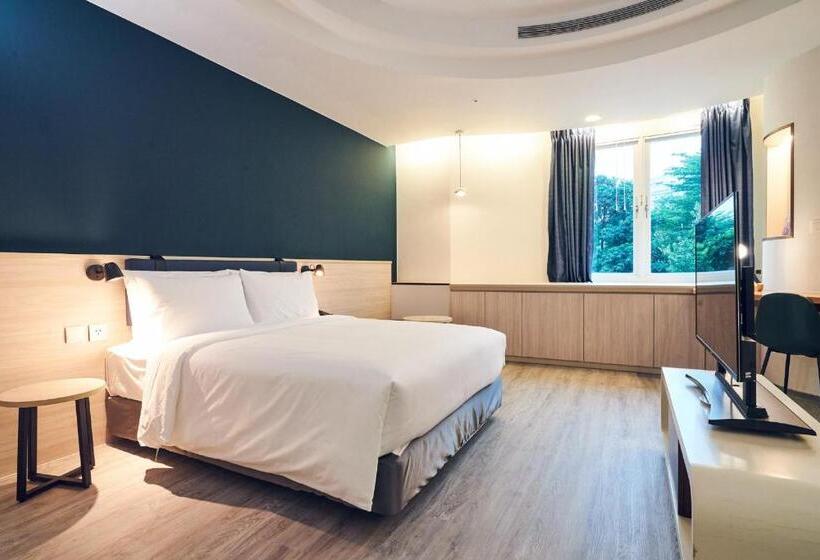 سوییت لوکس, Check Inn Select Taipei Nangang