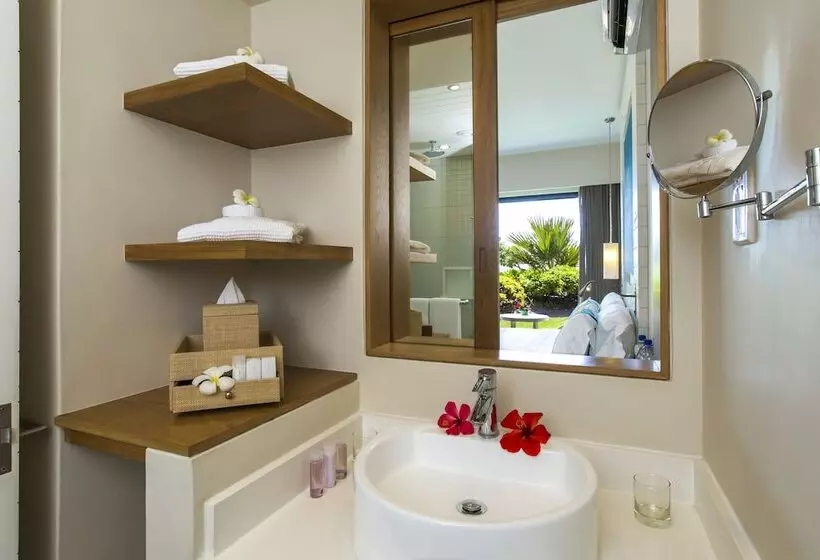 اتاق استاندارد, Radisson Blu Poste Lafayette Resort & Spa