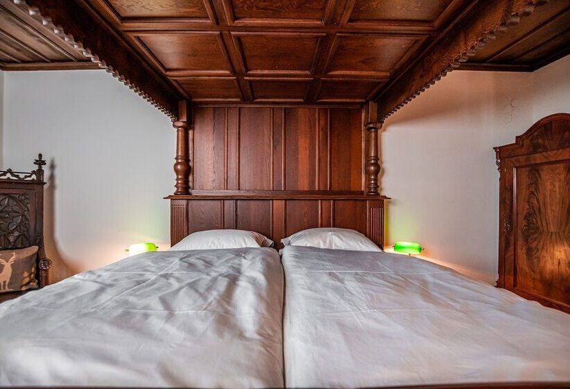 דירת חדר, Burg Gutenfels