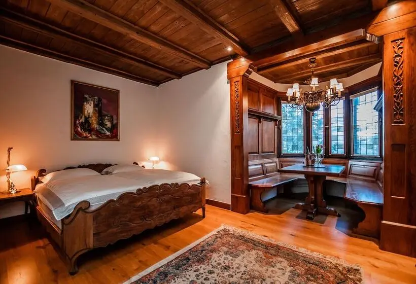 Standard-huone, Burg Gutenfels