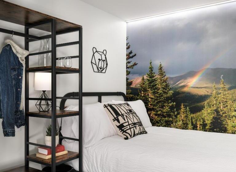 带共用浴室的标准房间, The Pad