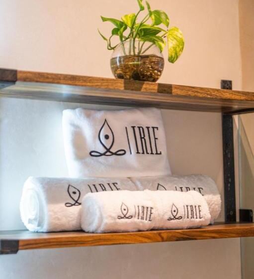 1 Schlafzimmer Apartment mit Terrasse, Irie Tulum