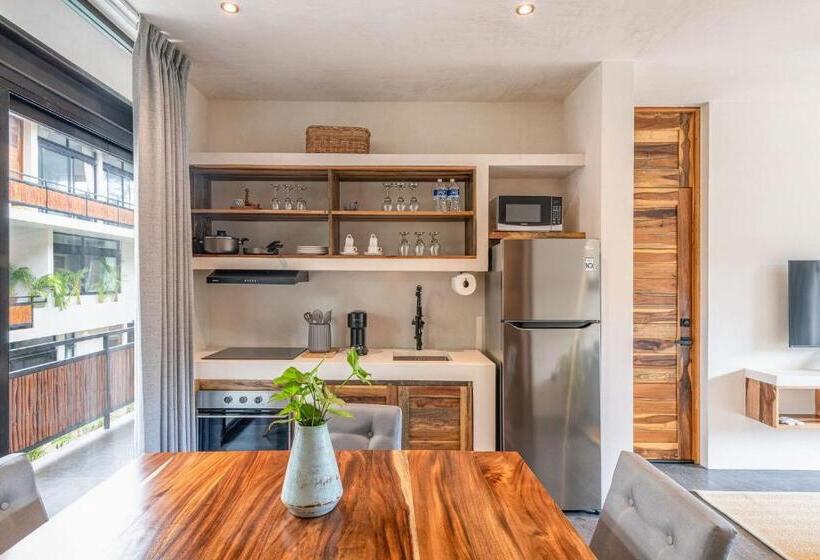 Apartamento 1 Dormitório com Terraço, Irie Tulum