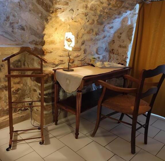 Номер Стандарт Трехместный, Chambres Du Clocher