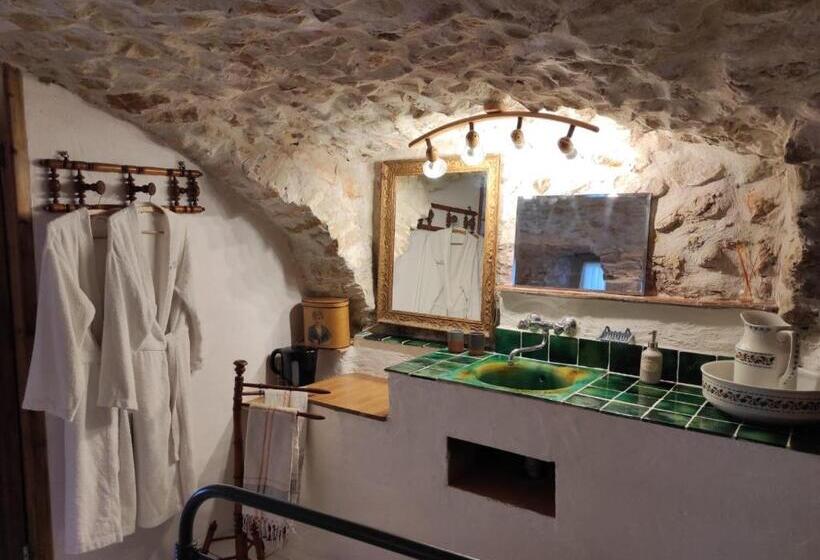 Номер Стандарт Трехместный, Chambres Du Clocher