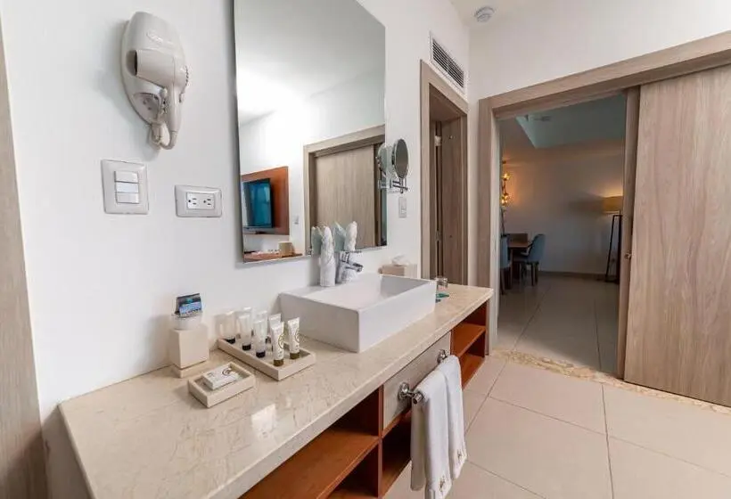 آپارتمان 1 خوابه با چشمانداز دریا, Presidential Suites Cabarete Room Only