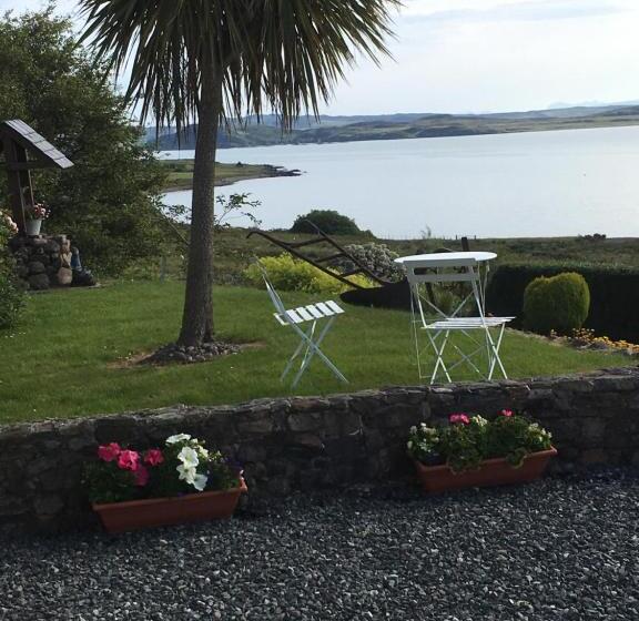 Standard room with outdoor bath, Mo Dhachaidh B&b