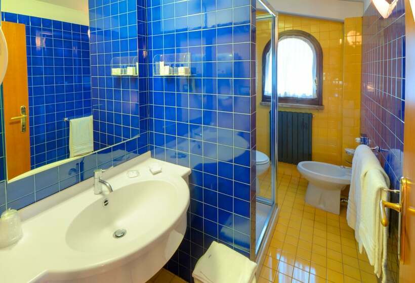 اتاق کلاس بیزنس, Cristoforo Colombo