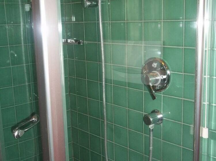 اتاق استاندارد, Cristoforo Colombo