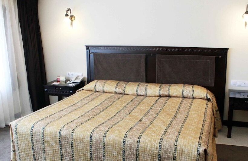 اتاق استاندارد, Grand Mir