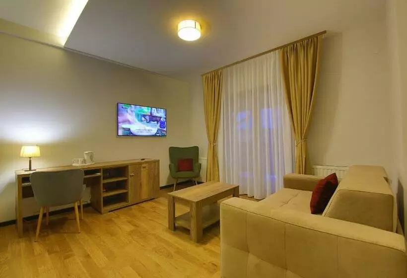 سوئیت خانواده 2 خوابه, Olimp
