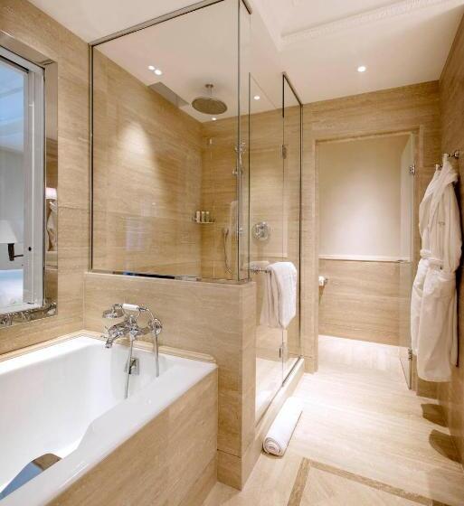 Quarto Premium, Palazzo Parigi Hotel & Grand Spa   Lhw