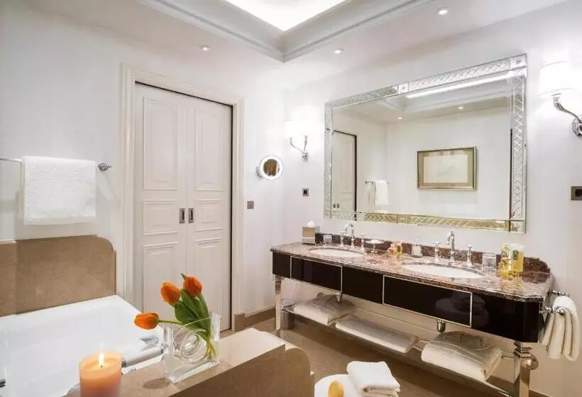 Suite with Terrace, Palazzo Parigi Hotel & Grand Spa   Lhw