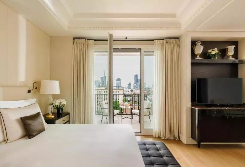 Suite with Terrace, Palazzo Parigi Hotel & Grand Spa   Lhw