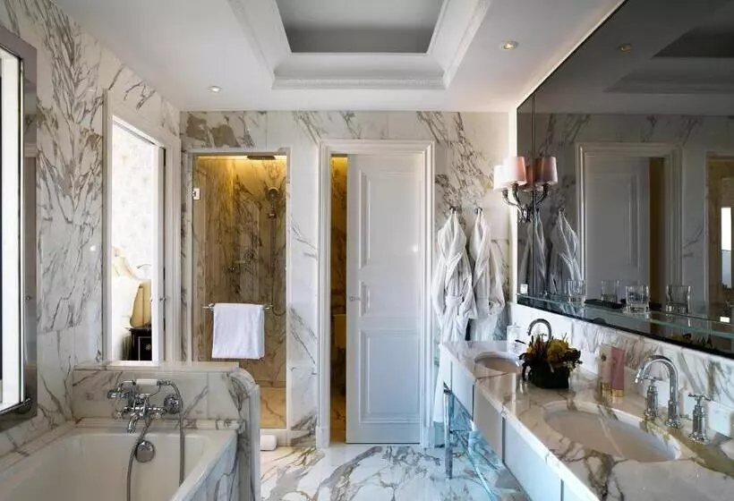 سوئیت پریمیوم, Palazzo Parigi Hotel & Grand Spa   Lhw