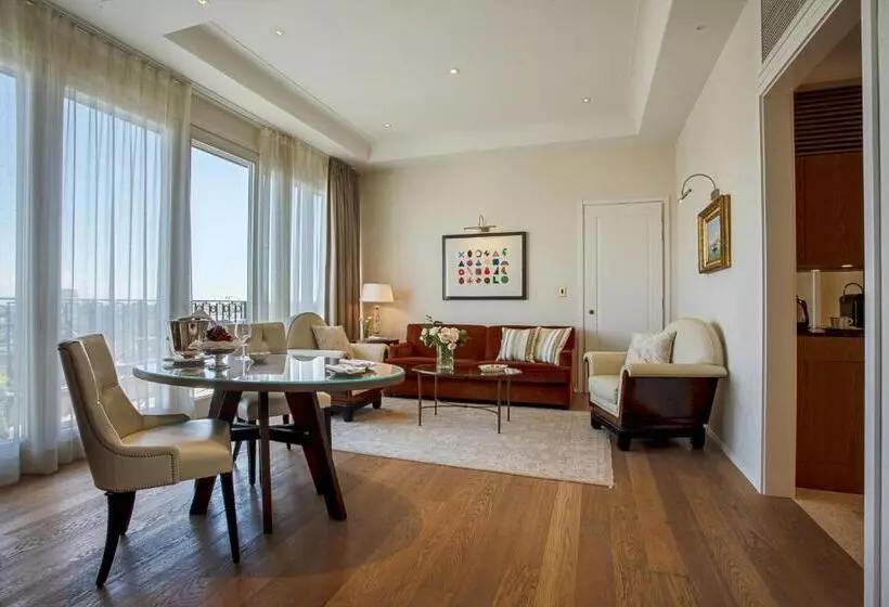 سوئیت پرستیژ با چشم انداز, Palazzo Parigi Hotel & Grand Spa   Lhw