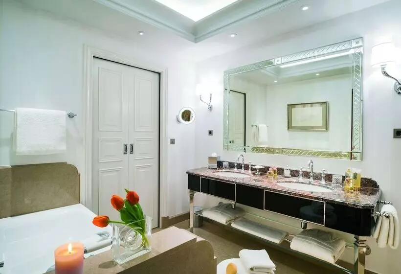 Suite with Terrace, Palazzo Parigi Hotel & Grand Spa   Lhw