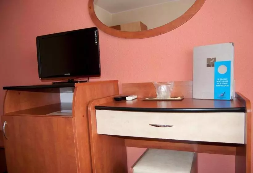 Habitació Estàndard Vista Mar Lateral, Paradiso