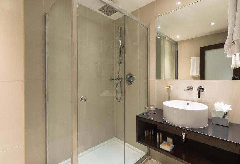 Номер Deluxe, Park Grand Heathrow