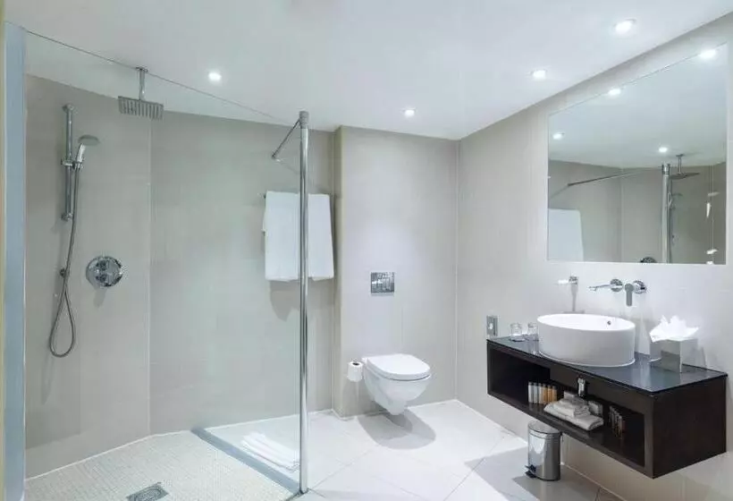 デラックストリプルルーム, Park Grand Heathrow