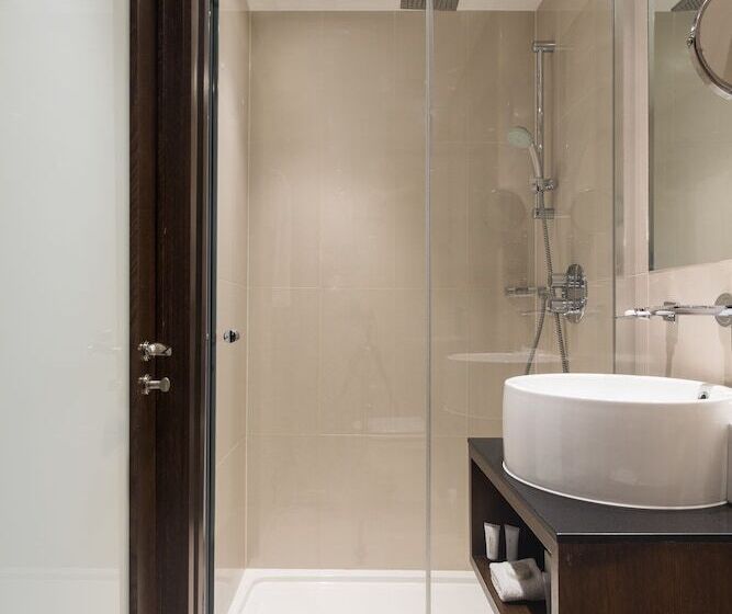 싱글 디럭스 룸, Park Grand Heathrow