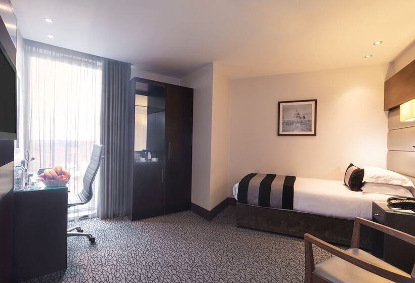 Deluxe Enkelrum, Park Grand Heathrow