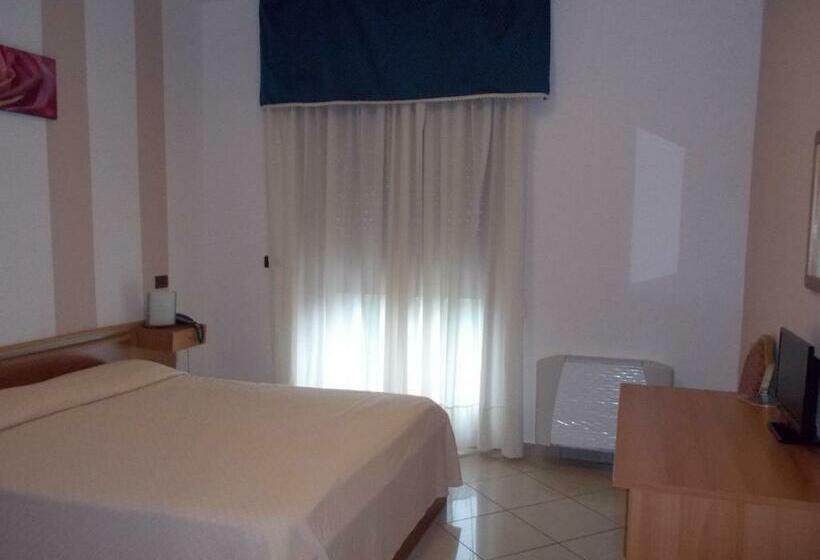 스탠다드 발코니 룸, Royal Hotel Montevergine