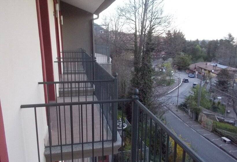 스탠다드 발코니 룸, Royal Hotel Montevergine