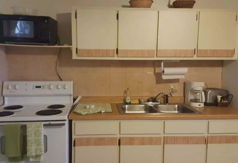 آپارتمان 3 خوابه با چشم‌انداز دریا, Sunset Gardens Guesthouse
