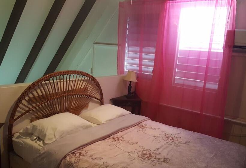 Lejlighed 3 Soveværelser Havudsigt, Sunset Gardens Guesthouse