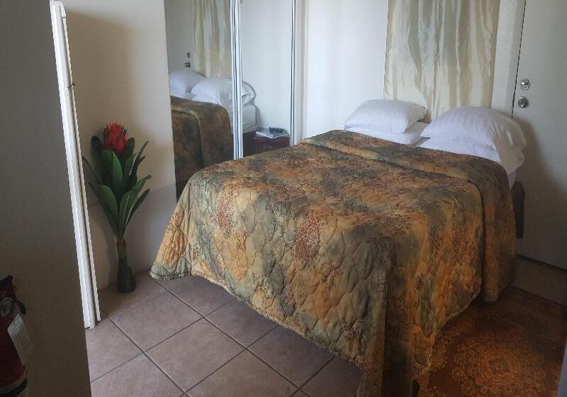 Standard Studio, Sunset Gardens Guesthouse