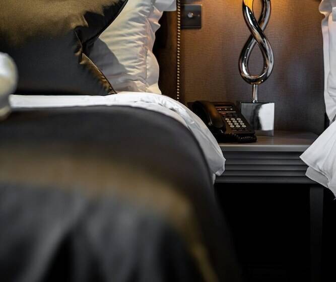 ファミリールーム, The Bold Hotel; Bw Signature Collection