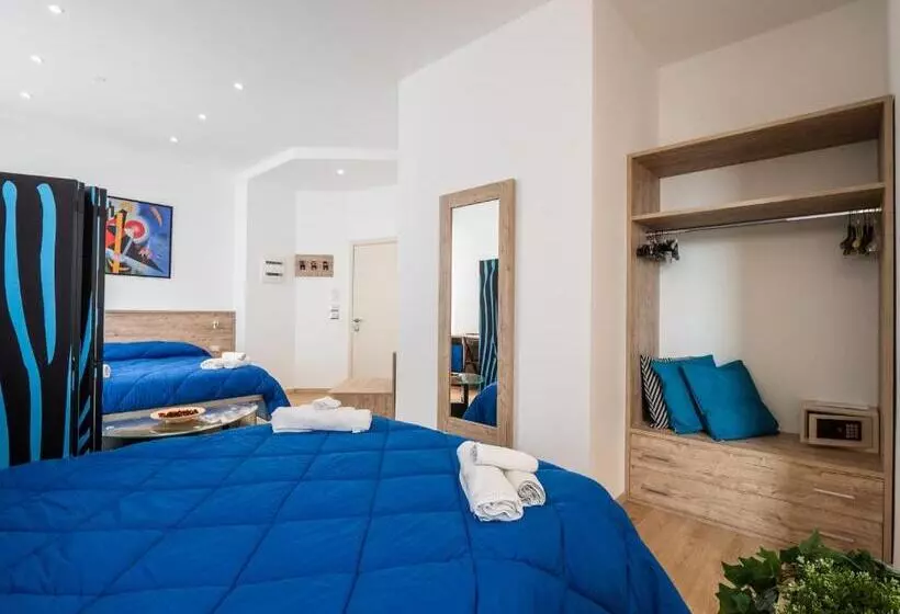 Camera Quadrupla Standard Vista Mare, Villa Sorriso
