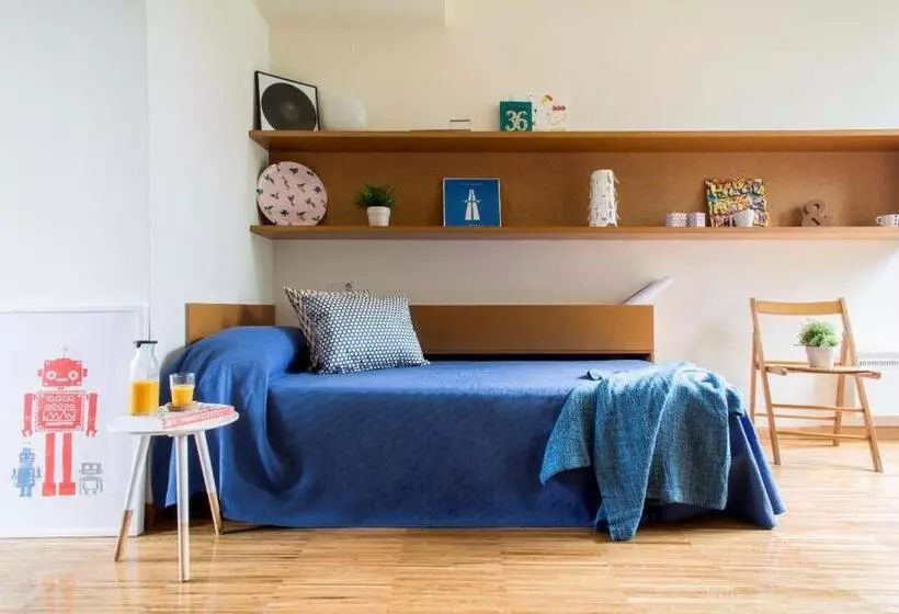 スタンダードシングルルーム, Residencia Universitaria O Castro