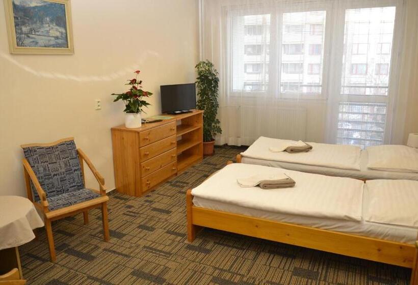 Quarto Estandar Banheiro Compartilhado, Volha