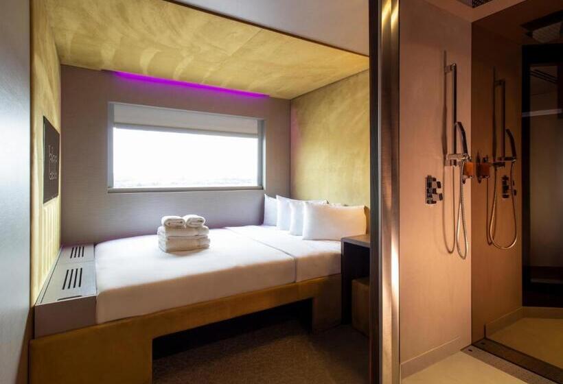 Номер Стандарт, Bloc Hotel London Gatwick Airport