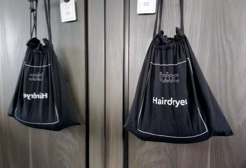 اتاق خانوادگی, Bloc Hotel London Gatwick Airport