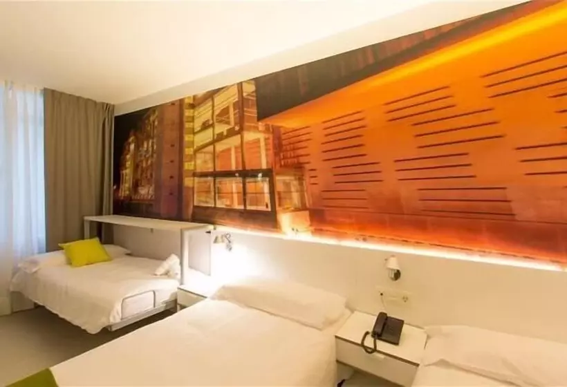 デラックストリプルルーム, Bilbao City Rooms