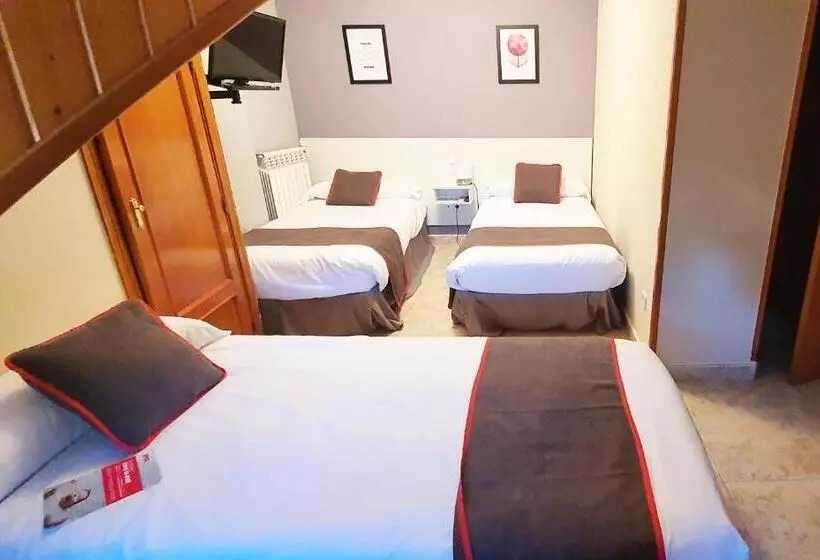 اتاق استاندارد سه نفره, Hospedaje Bar El Gato Del Acueducto